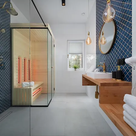 Comfortable Home, Pool, Sauna, Jacuzzi 度假居 Odargowo